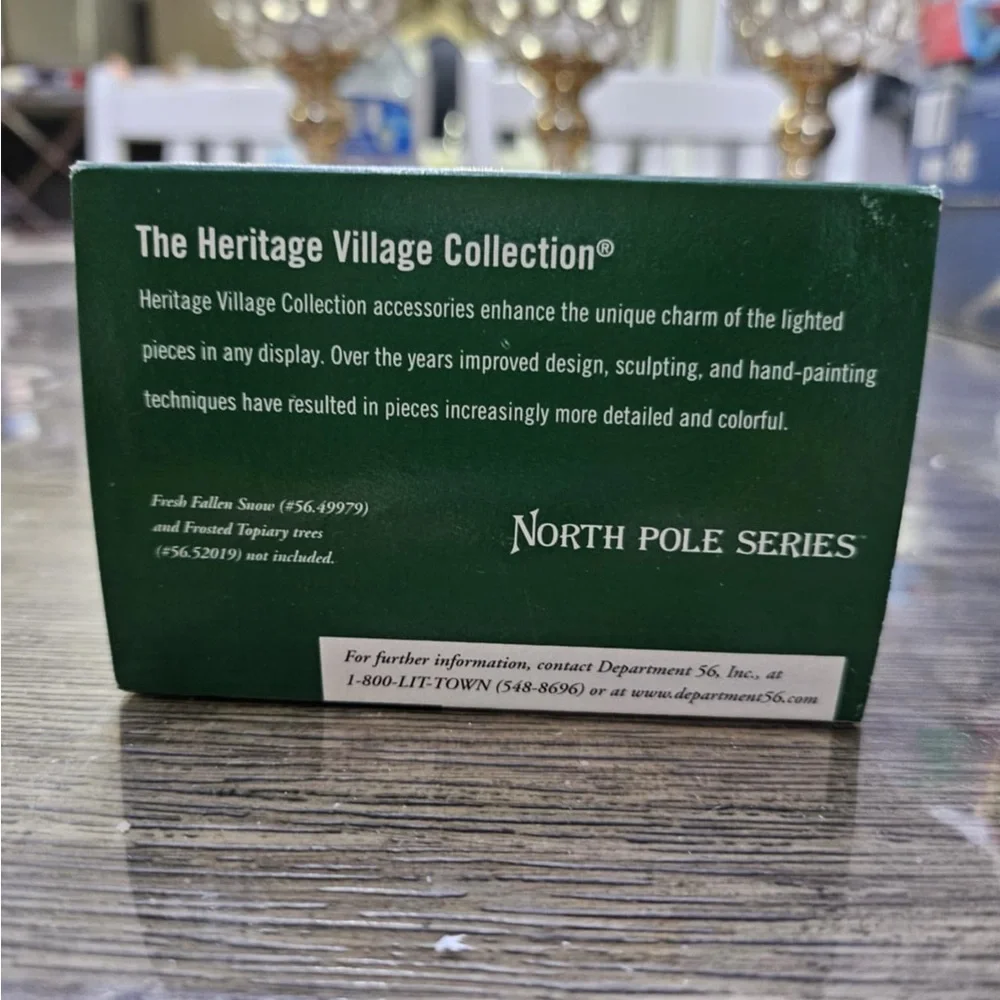 Department 56 Car Wash Cadets - Picture 3 of 7